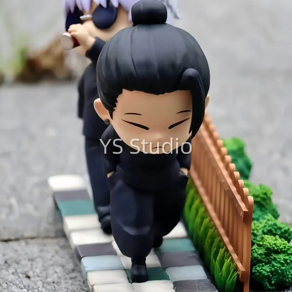 Figuras de Goyo y Suguru